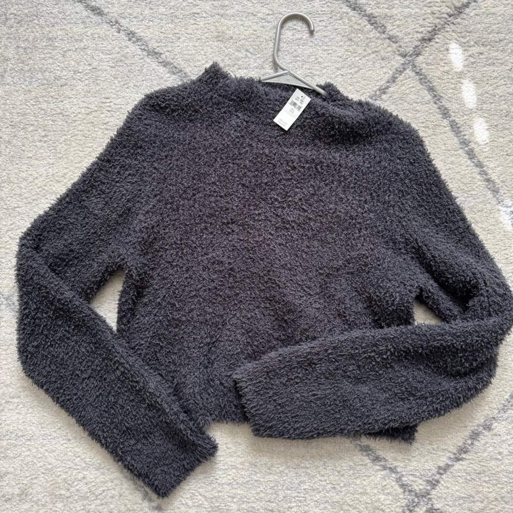 Aerie Black Fuzzy Sweater
